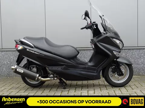 Suzuki Burgman AN 200