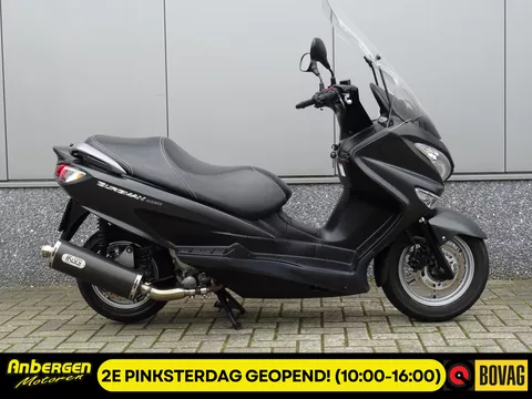Suzuki Burgman AN 200