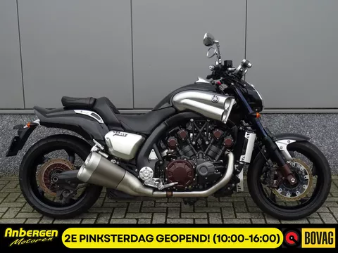 Yamaha V MAX 1700